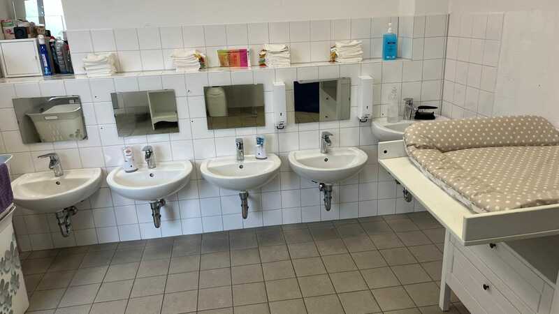 Wasch- und Wickelraum